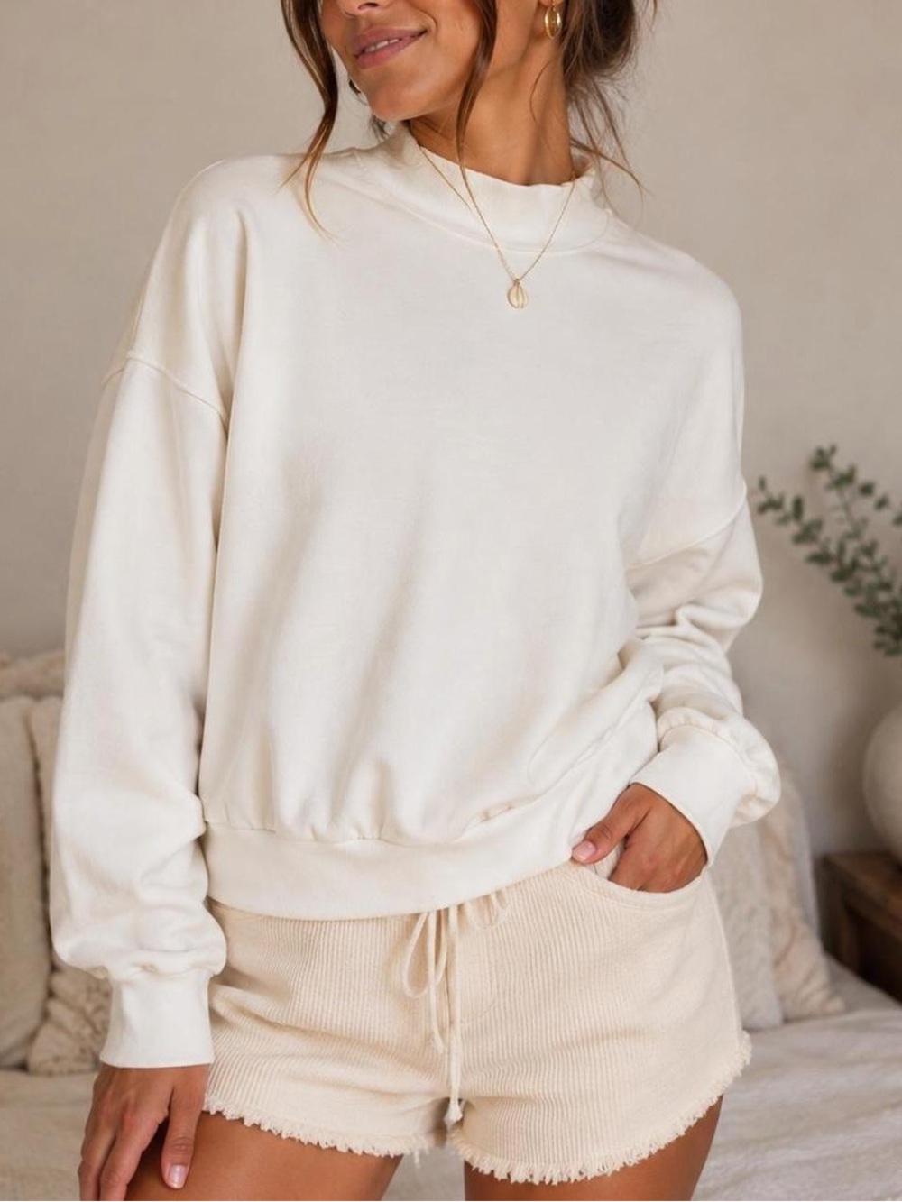 Fabletics White Mock Neck Pullover Sweatshirt XS